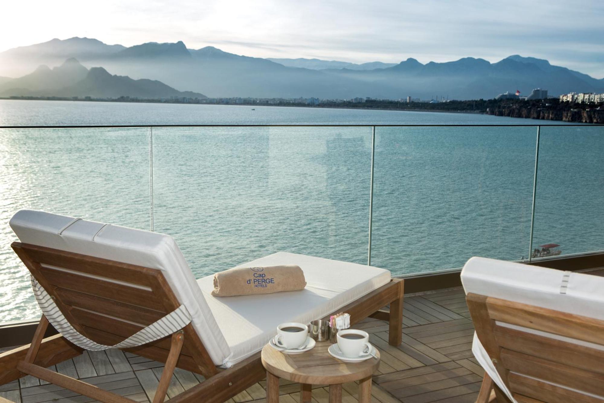 Penthouse Suite Grace